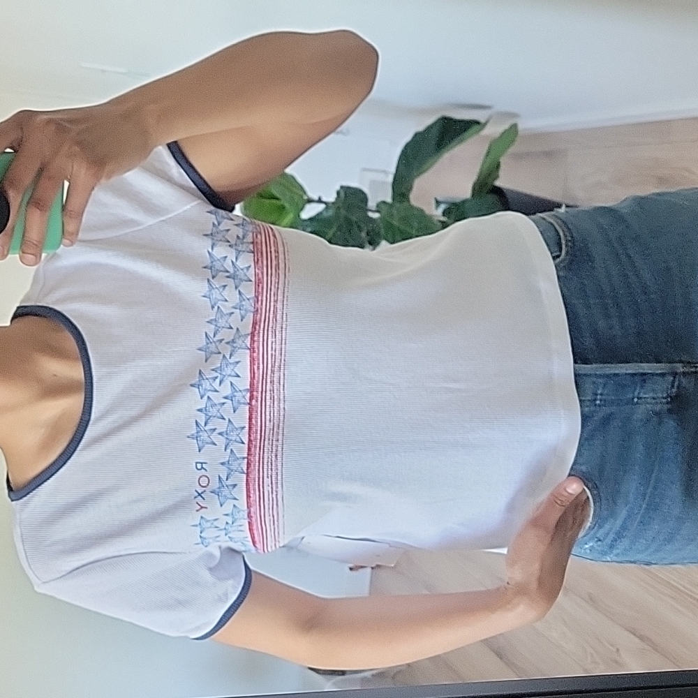 NWT Roxy T shirt size L